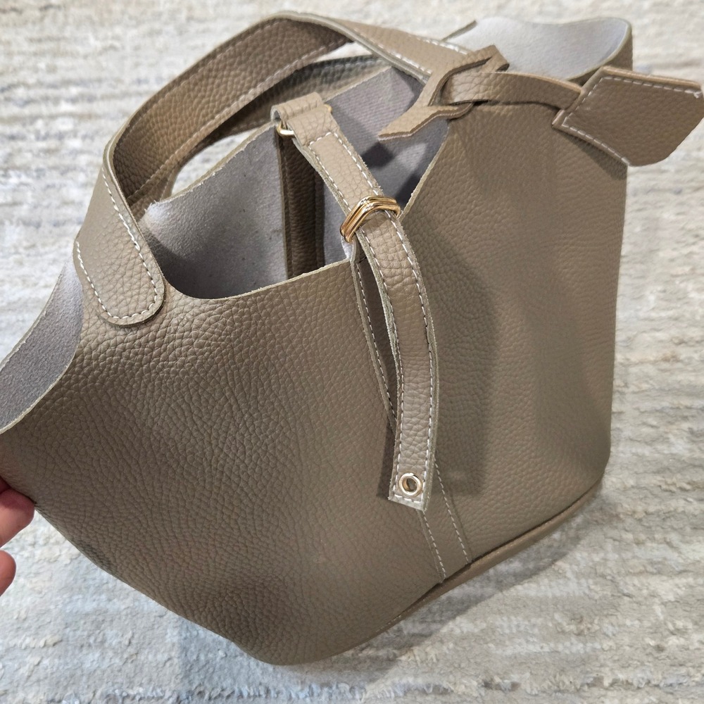 Taupe Leather Tote Bag - Minimalist Everyday Carry